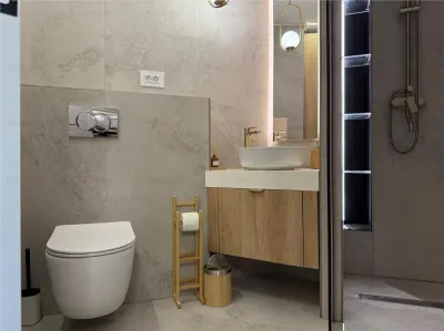 Vanzare apartament 3 camere | Rond Piata Alba Iulia | etaj 5/9 | amenajat designer | vedere panoramica Casa Poporului , Bdul Unirii | - foto 10