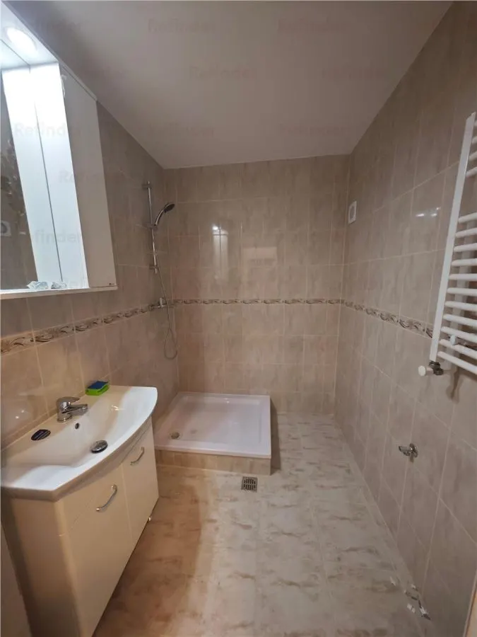 Vanzare apartament 3 camere | Piata Romana metrou | etaj 1/4 | decomandat | renovat | fara risc seismic | - foto 8