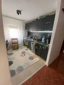 Apartament 2 camere decomandat Uzina 2 - foto 4