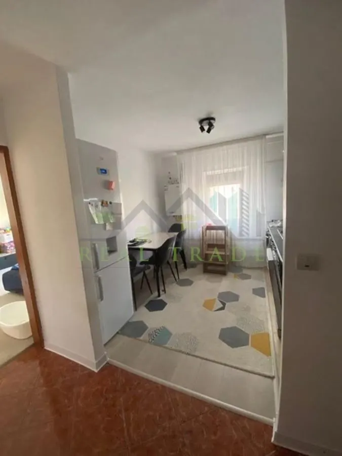 Apartament 2 camere decomandat Uzina 2 - foto 5