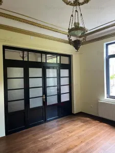 Vanzare apartament 4 camere | Calea Calarasilor - Unirii | parter / P+E | fara risc seismic | renovat | 114 mp utili + garaj si boxa | - Bucuresti