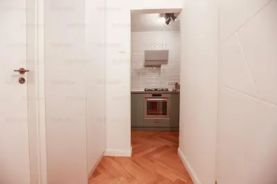Vanzare apartament 2 camere | ultracentral | Victoriei-Sala Palatului | renovat | decomandat | mobilat si utilat | etaj 7/9 - foto 18