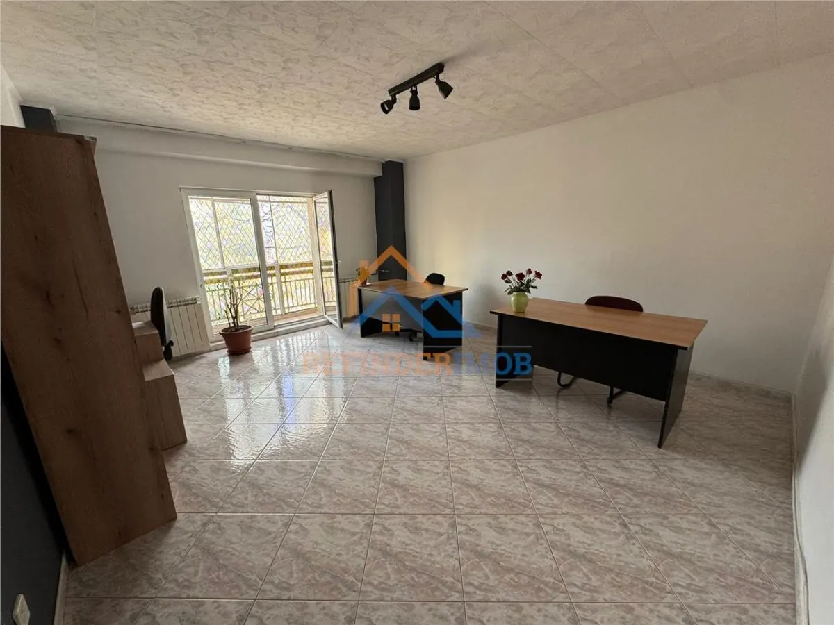 Apartament de vanzare cu 2 camere, Bulevard Burebista - Rond Alba Iulia - foto 1