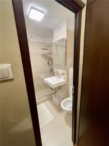 Vanzare apartament 2 camere | N Grigorescu | etaj 4/8 | renovat complet | mobilat si utilat | - foto 12