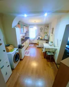 Apartament 3 camere decomandat Tractorul - foto 4