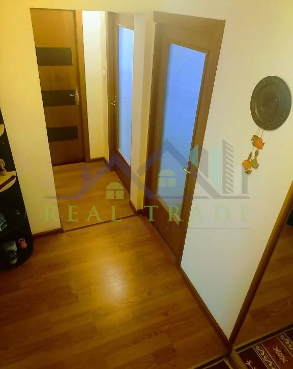 Apartament 3 camere decomandat Tractorul - foto 5