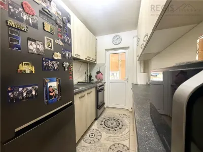 Apartament 2 Camere, Decomandat, Parcare, Astra Brasov - foto 5