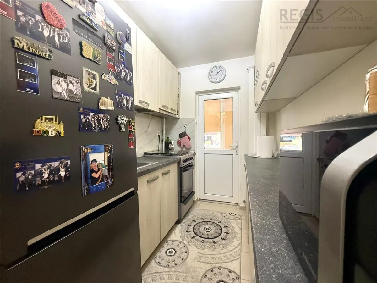 Apartament 2 Camere, Decomandat, Parcare, Astra Brasov - foto 5