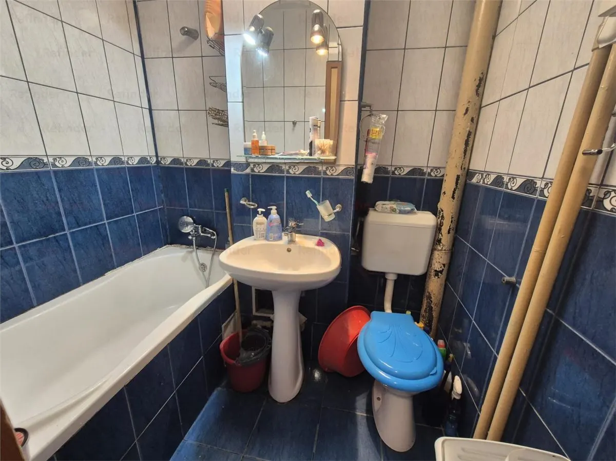 Vanzare apartament 2 camere | Titan | Codrii Neamtului | etaj 7/10 | renovat | bloc 1978 | - foto 9