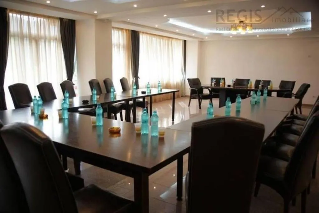 Hotel Bran -OPORTUNITATE COMISION 0% - foto 9