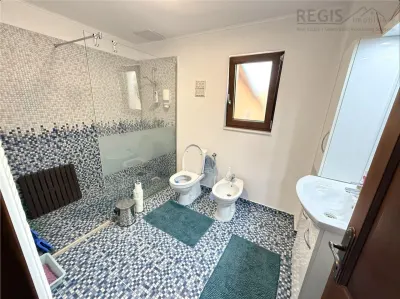 Vila tip Duplex, Curte proprie, Sanpetru Brasov - foto 11