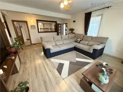 Vila tip Duplex, Curte proprie, Sanpetru Brasov - foto 4