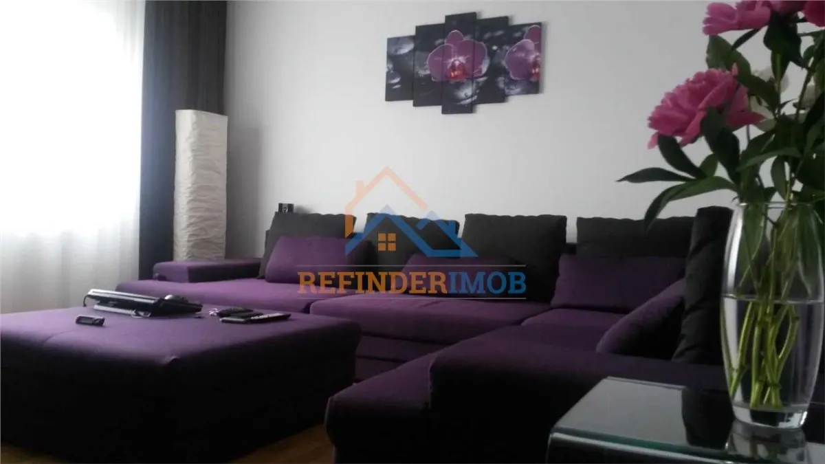 Apartament de vanzare cu 3 camere, zona Sebastian - Vulcan Center - foto 1