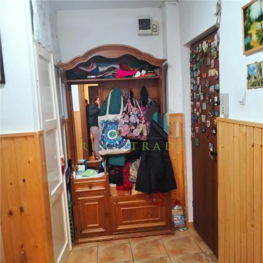 Apartament 2 camere decomandat etajul 1 Craiter - foto 5