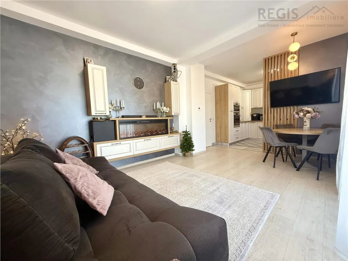 Apartament tip Penthouse, 3 camere, terasa 50mp – Coresi - foto 1