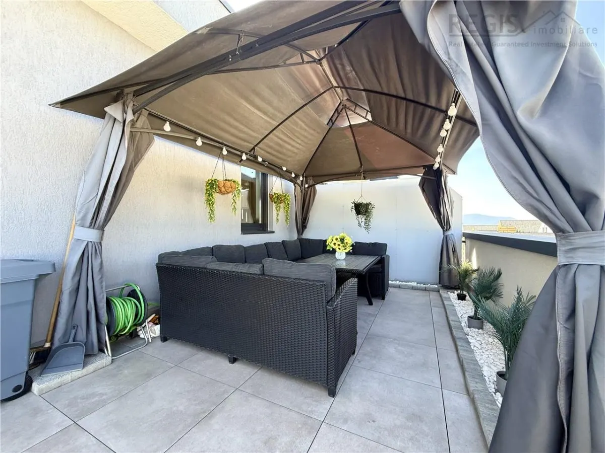Apartament tip Penthouse, 3 camere, terasa 50mp – Coresi - foto 15