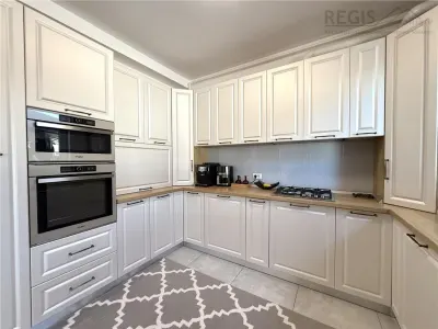 Apartament tip Penthouse, 3 camere, terasa 50mp – Coresi - foto 6