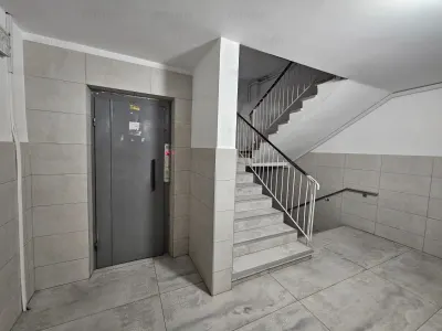 Vanzare apartament 3 camere | Calea Vacaresti | metrou Timpuri Noi | bloc 1986 reabilitat | stradal | 2 bai | renovat | amenajat | - foto 19