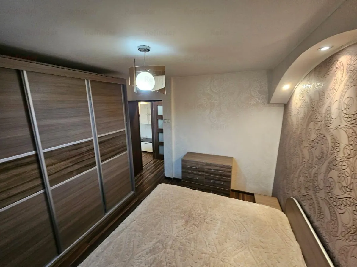 Vanzare apartament 3 camere | Calea Vacaresti | metrou Timpuri Noi | bloc 1986 reabilitat | stradal | 2 bai | renovat | amenajat | - foto 3
