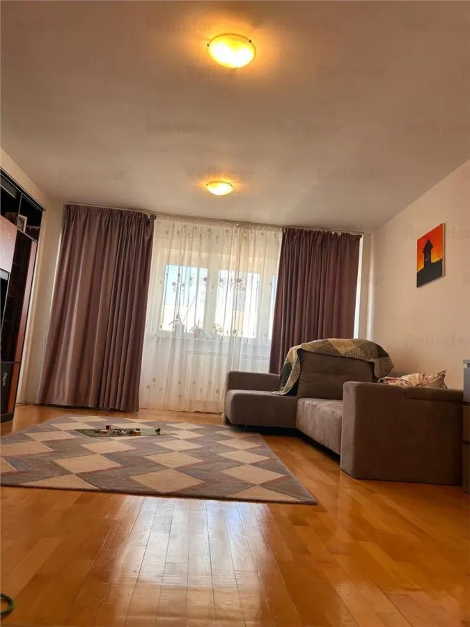 Vanzare apartament 3 camere | Unirii | Nerva Traian | bl monolit stradal | centrala termica | etaj 8 | - foto 1