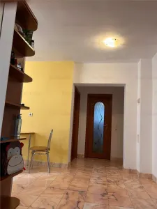 Vanzare apartament 3 camere | Unirii | Nerva Traian | bl monolit stradal | centrala termica | etaj 8 | - foto 8