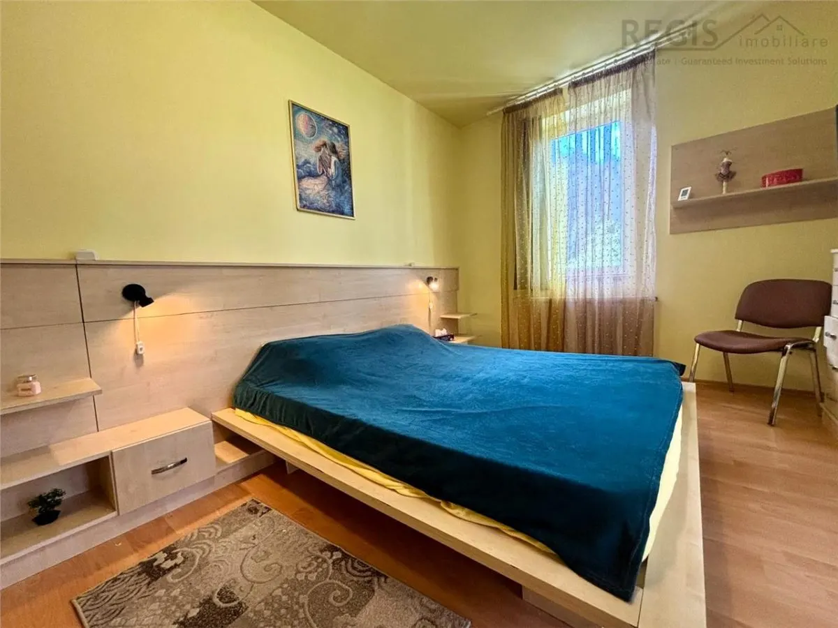 Vila Impunatoare cu Piscina pentru Familie sau Investitie Turistica - foto 23