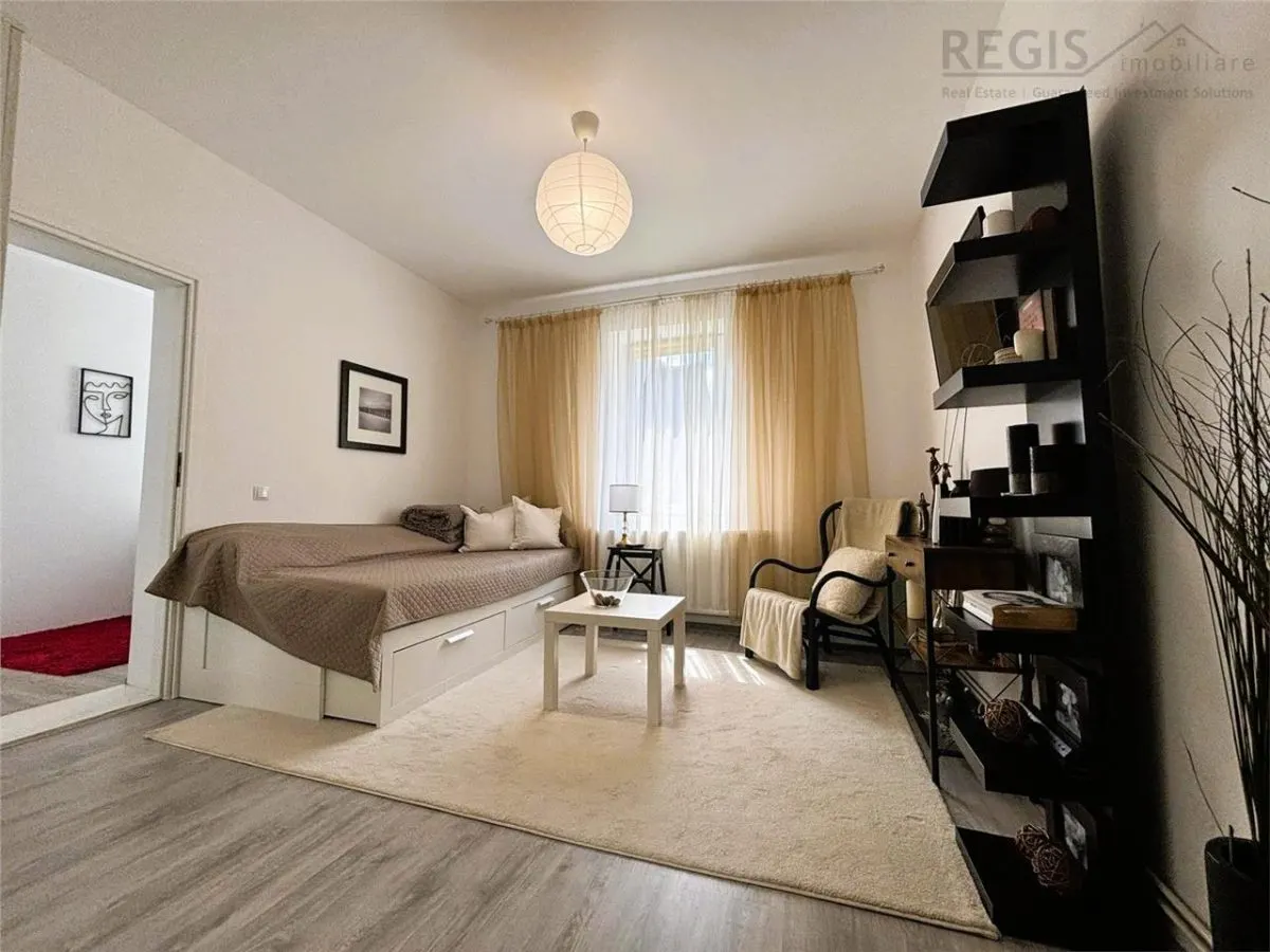 Apartament Cochet Ultracentral Curte 140MP Predeal - foto 1