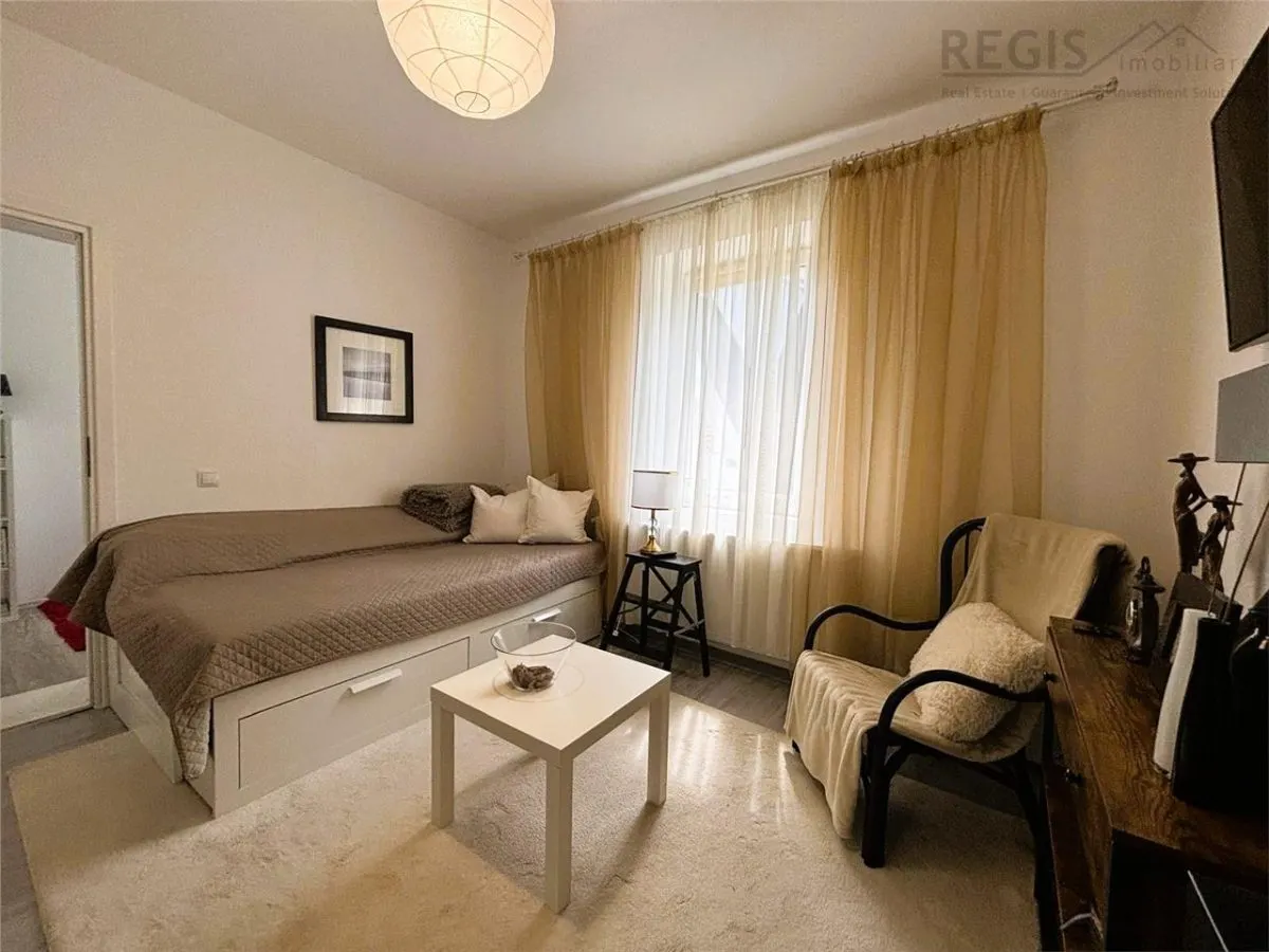 Apartament Cochet Ultracentral Curte 140MP Predeal - foto 3
