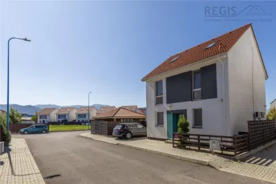 Casa 2020 + 500 mp curte de inchiriat | Brasov - foto 7