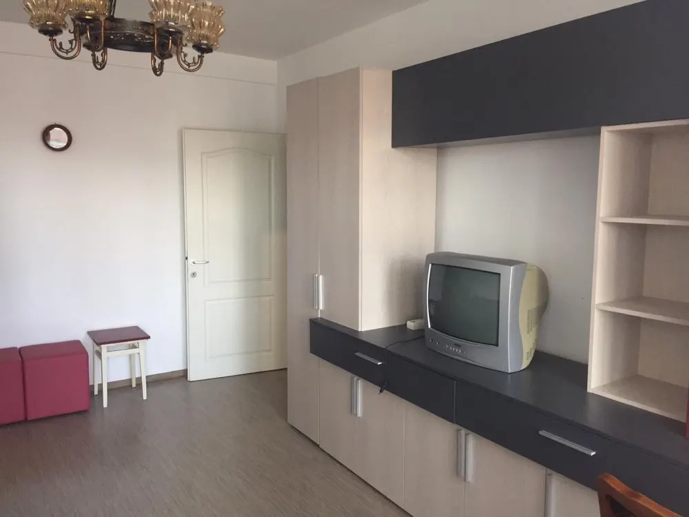Apartament 2 camere decomandat Centrul Civic - foto 2