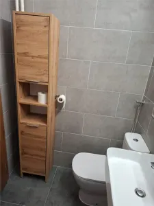 inchiriere apartament 3 camere superb | metrou 1 Decembrie | etaj 1/4 | renovat complet | mobilat si utilat | totul nou |  loc de parcare | - foto 11