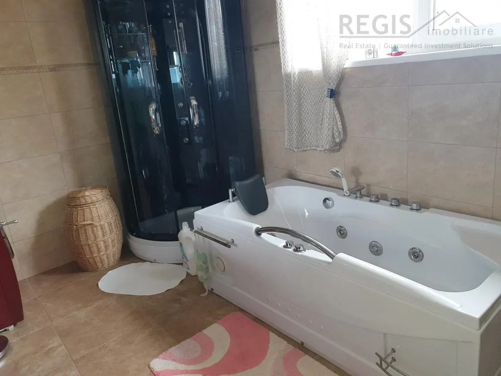 Vila cu 8 Camere in zona centrala Scriitorilor - Zizin - foto 23