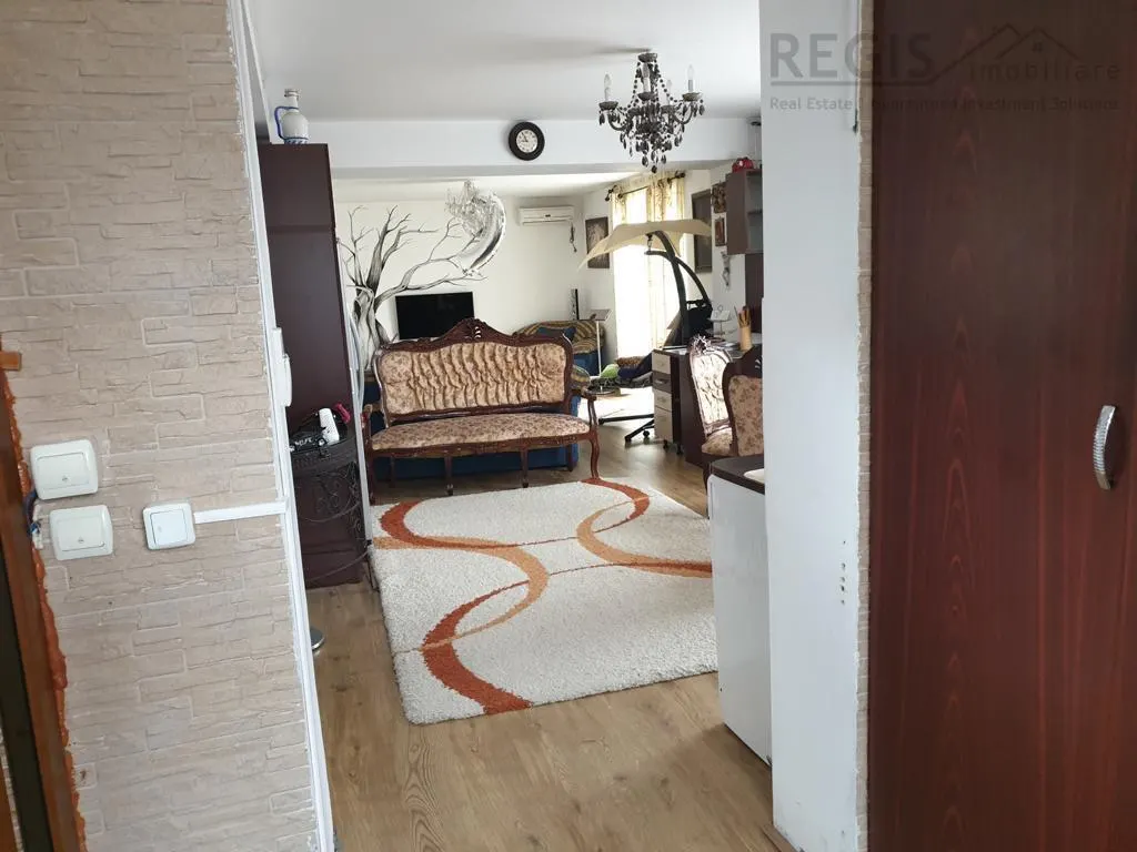 Vila cu 8 Camere in zona centrala Scriitorilor - Zizin - foto 6