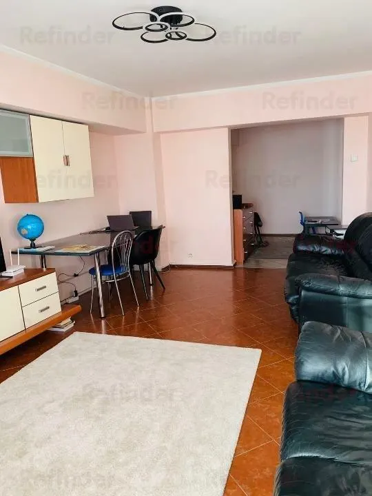 vanzare apartament 3 camere | in Rond Piata Alba Iuila | vedere panoramica | centrala termica | 87mp utili | - foto 6