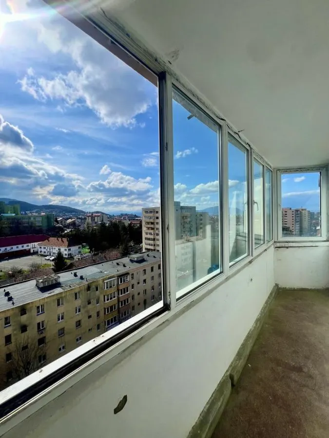 Apartament 3 camere decomandat zona Grivitei - foto 4