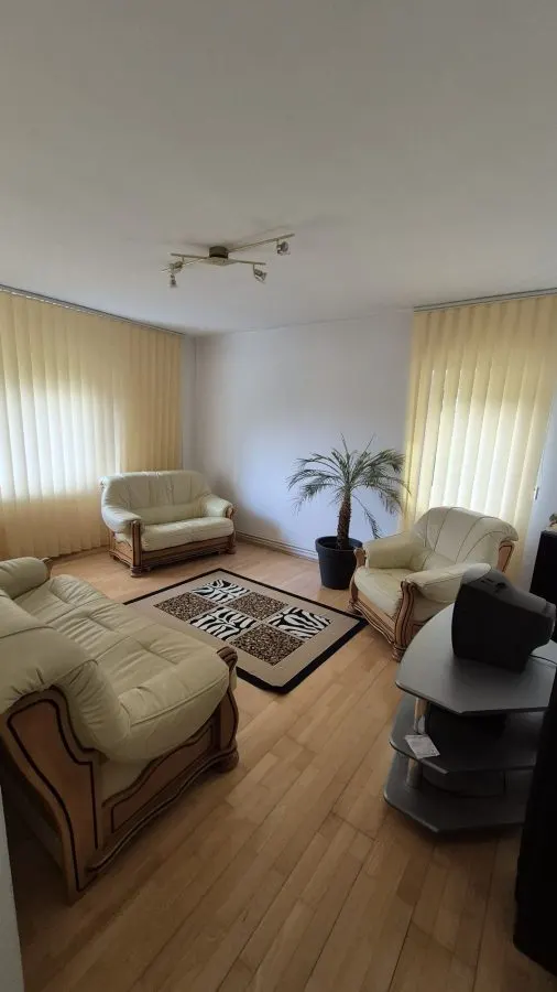 Apartament 2 camere decomandat bloc vila Racadau - foto 7