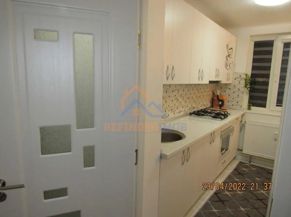 Apartament de vanzare cu 3 camere, Metrou 1 Decembrie 1918 - foto 6