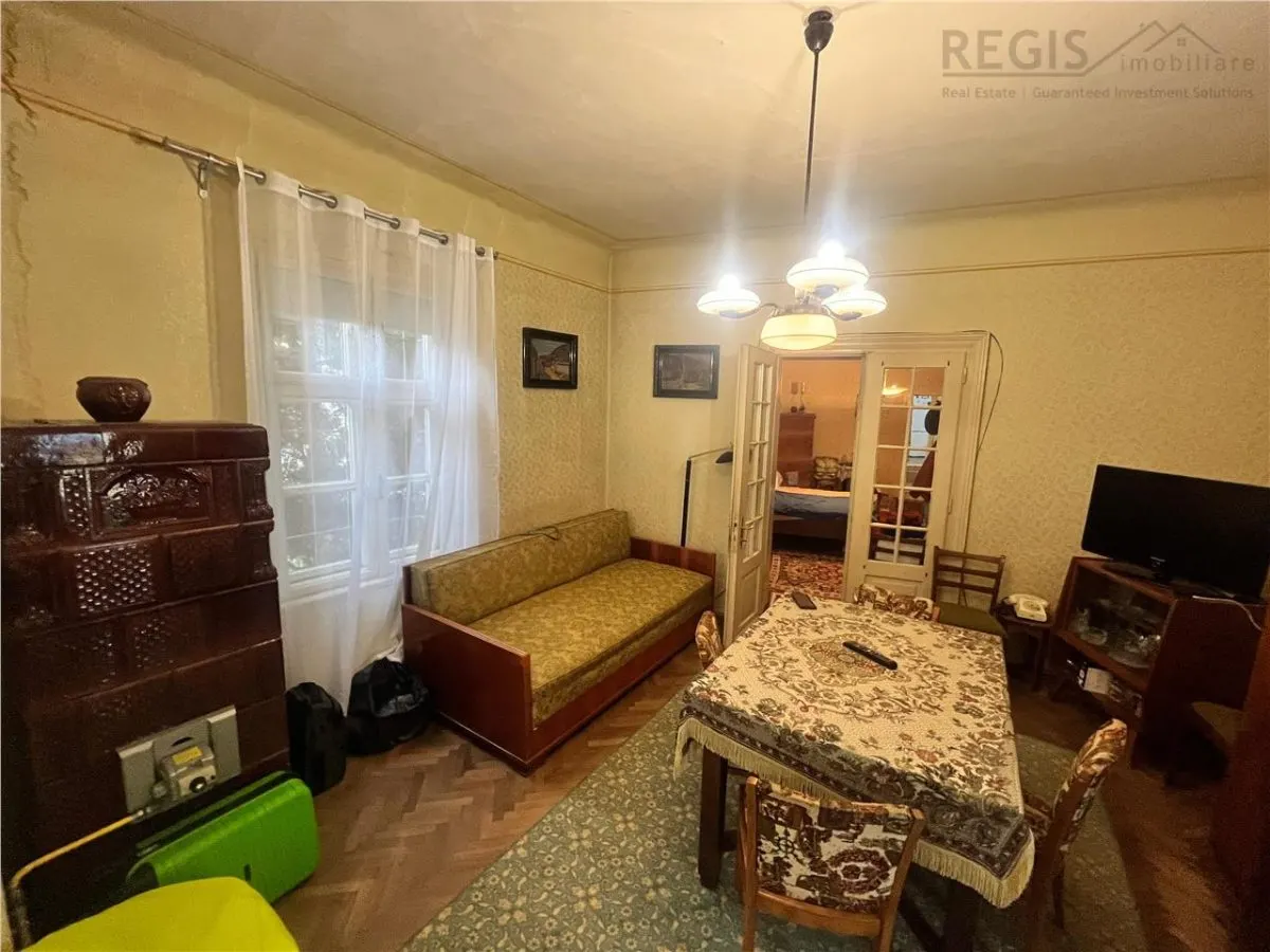 TEREN 1600MP CU CASA 5 CAMERE, SCHEII BRASOVULUI - foto 4