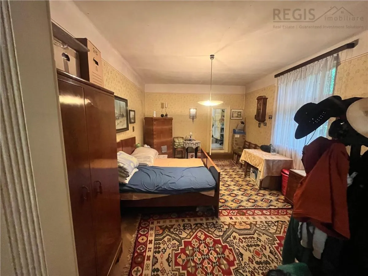 TEREN 1600MP CU CASA 5 CAMERE, SCHEII BRASOVULUI - foto 5