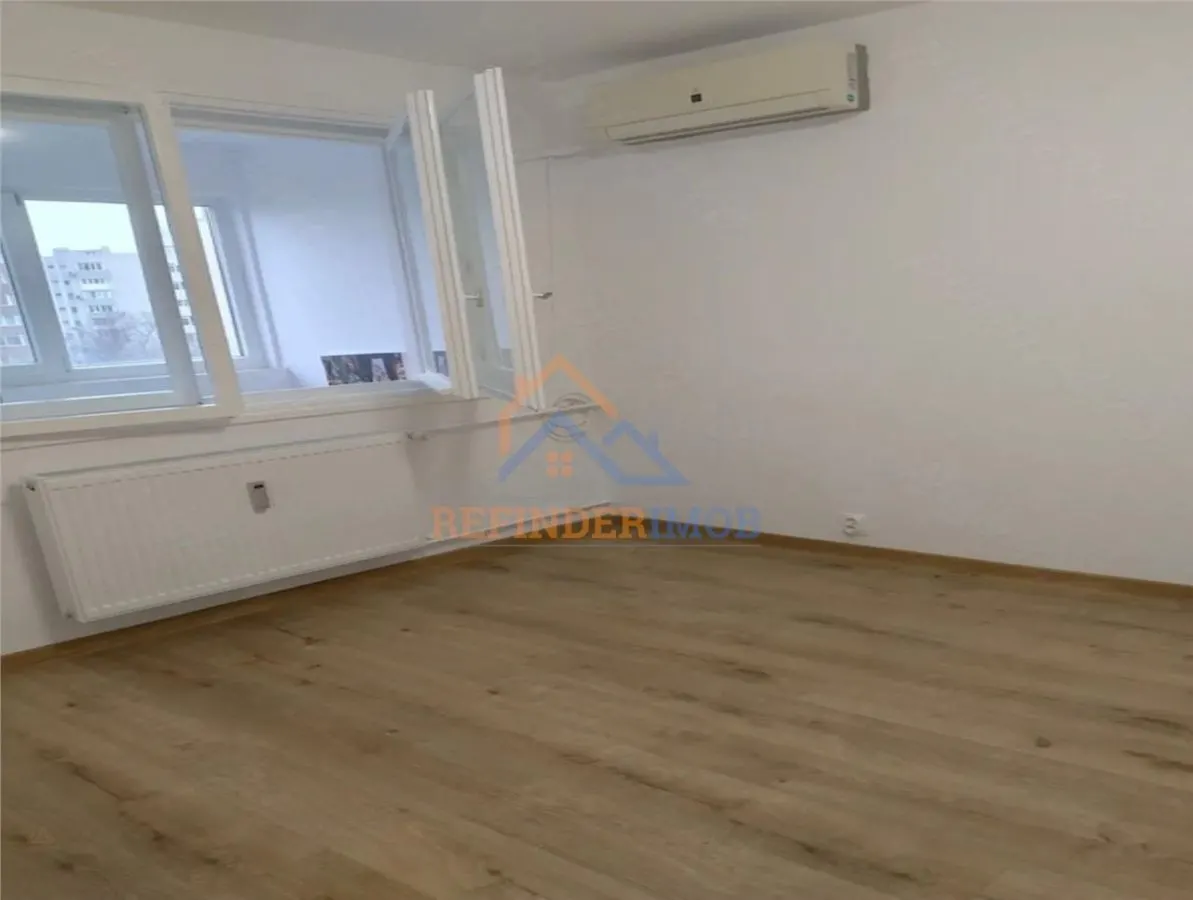 Apartament de vanzare cu 2 camere, Metrou Dristor - foto 1