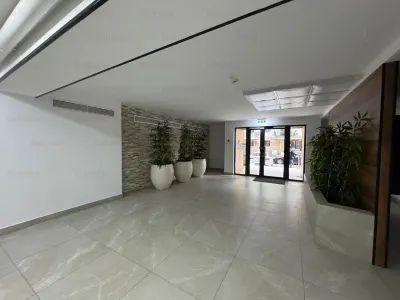 vanzare garsoniera | metrou Republica | complex rezidential nou | luxuriant | etaj 3 /11 |  utili 37mp | - Bucuresti