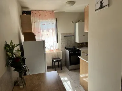 Garsoniera decomandata, renovata zona Gemenii - foto 4