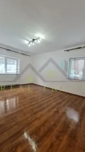 Apartament 2 camere decomandat, bloc vila, renovat Racadau - foto 1