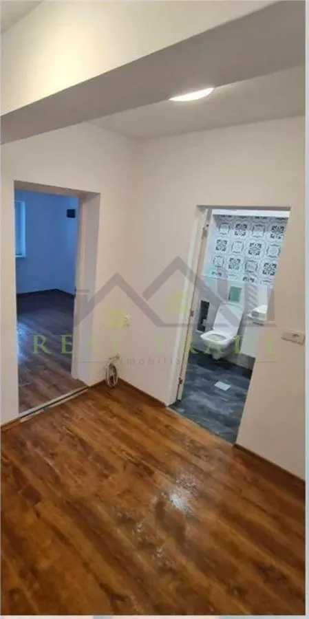 Apartament 2 camere decomandat, bloc vila, renovat Racadau - foto 5