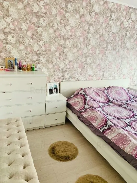 apartament 3 camere, Piata Alba Iulia , Decebal stradal, 82mp, decomandat, amenajat ,vedere integrala la bulevard, orientare Sud, loc parcare, liber. - foto 10