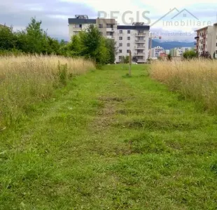 Teren ideal pentru constructia de case sau blocuri tip boutique in Tractoru - foto 3