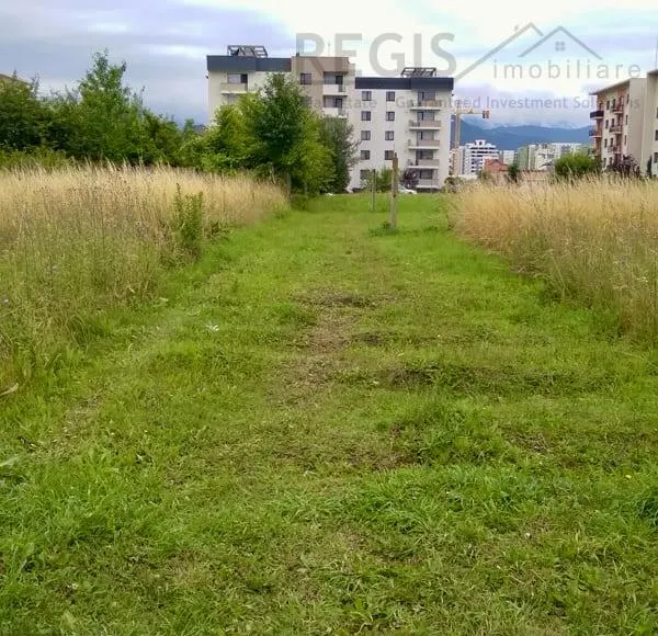 Teren ideal pentru constructia de case sau blocuri tip boutique in Tractoru - foto 3