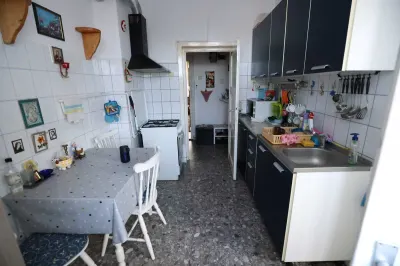 Apartament 2 camere decomandat Calea Bucuresti - foto 3
