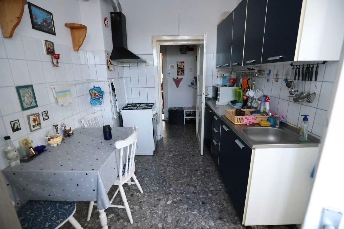 Apartament 2 camere decomandat Calea Bucuresti - foto 3
