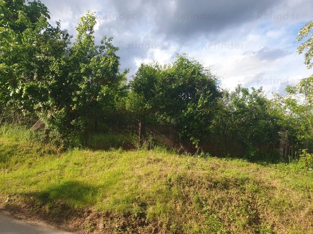 Teren Valenii de Munte, str Rizanesti,  3480mp, cu acces pe 3 laturi, intravilan construibil, la 50m de p?dure, utilitati. - foto 2
